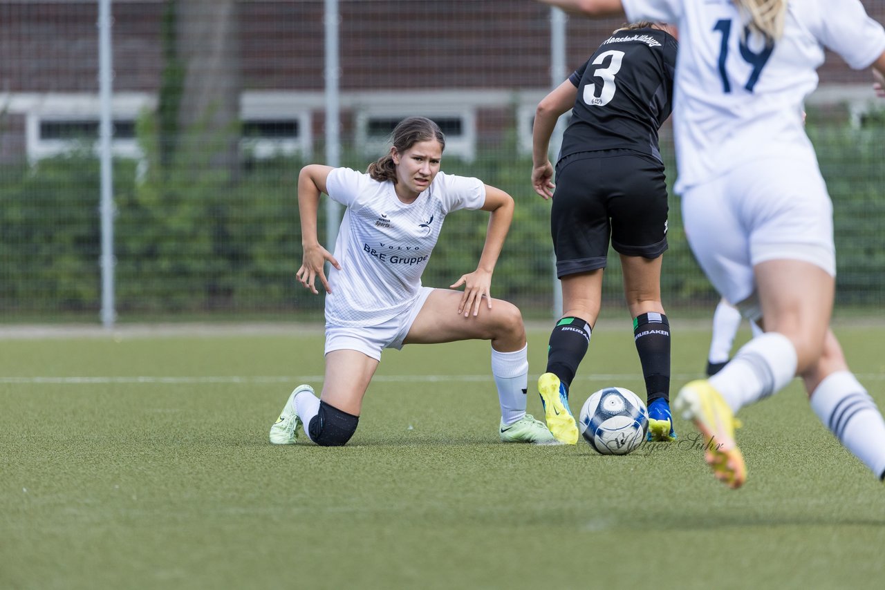 Bild 103 - wBJ Alstertal-Langenhorn - SV Henstedt-Ulzburg : Ergebnis: 4:1